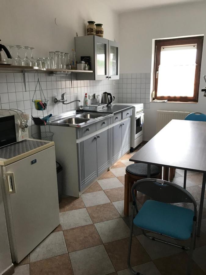 Marta Apartman Lägenhet Balatonalmádi Exteriör bild